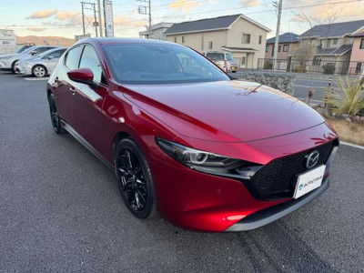 マツダ　MAZDA3ファストバック　2.0 X Lパッケージ｜画像2