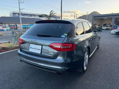 アウディ A4アバント2.0 TFSI ダイナミックライン｜画像4