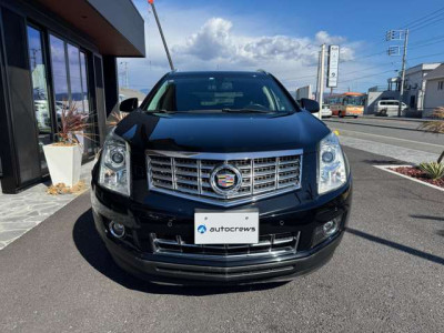 キャデラック SRXクロスオーバーラグジュアリー 4WD｜画像1