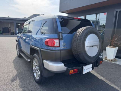 トヨタ   FJクルーザー  カラーパッケージ  4WD｜画像3