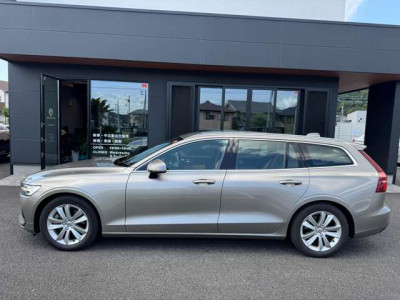ボルボ   V60   T5 モメンタム｜画像3