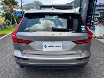 ボルボ   V60   T5 モメンタム｜画像4