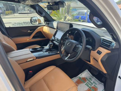 レクサス 　LX　600｜画像6