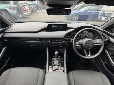 マツダ  MAZDA3  ファストバック     XDブラックトーンエディション ｜画像7