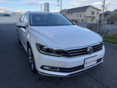 フォルクスワーゲン   パサートヴァリアント TDI ハイライン ディーゼルターボ｜画像2