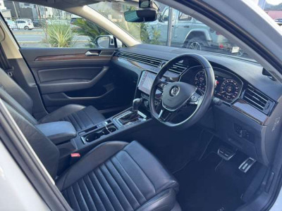 フォルクスワーゲン   パサートヴァリアント TDI ハイライン ディーゼルターボ｜画像6