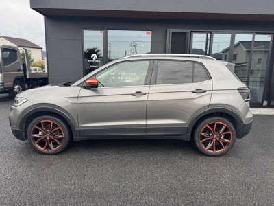フォルクスワーゲン T-Cross  TSI 1st プラス　｜画像3