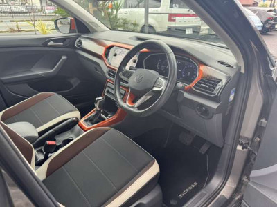 フォルクスワーゲン T-Cross  TSI 1st プラス　｜画像6
