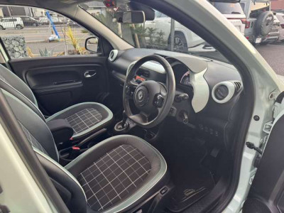 ルノー  トゥインゴ   ラ・パリジェンヌ｜画像6