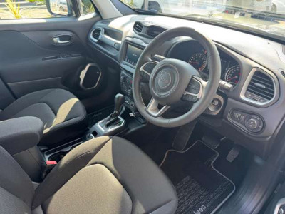 ジープ   レネゲード   ロンジチュード｜画像6