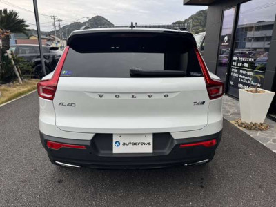 ボルボ XC40 T4 AWD Rデザイン｜画像4