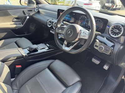 メルセデス・ベンツ Aクラス A180 スタイル AMGライン｜画像3