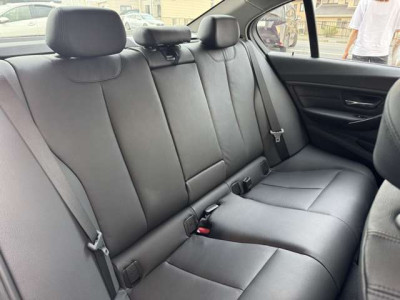 ＢＭＷ 3シリーズ 320i ラグジュアリー｜画像5